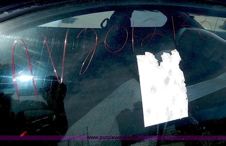 image for item H6020 2000 Pontiac Sunfire SE