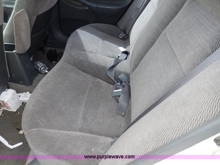 image for item H6021 1998 Honda Civic LX