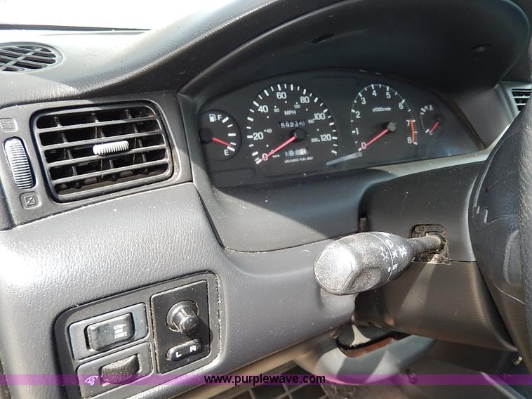 image for item H6024 1998 Nissan Sentra GXE