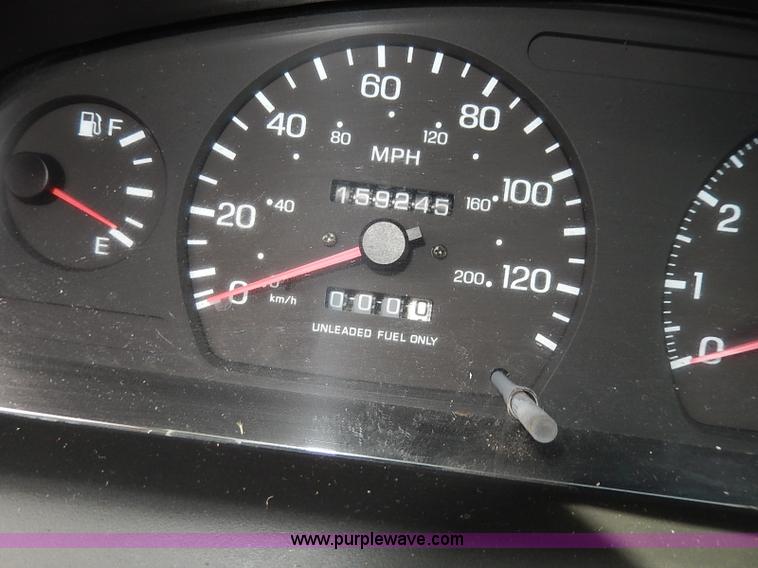 image for item H6024 1998 Nissan Sentra GXE