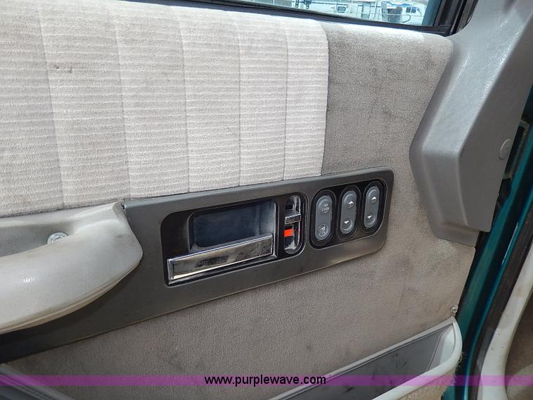 image for item H6025 1993 GMC Sierra 1500