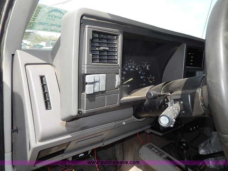 image for item H6025 1993 GMC Sierra 1500