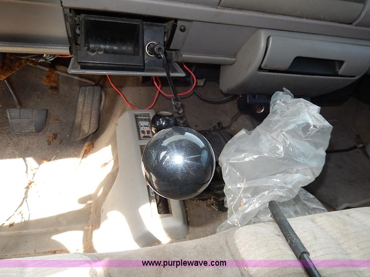 image for item H6025 1993 GMC Sierra 1500