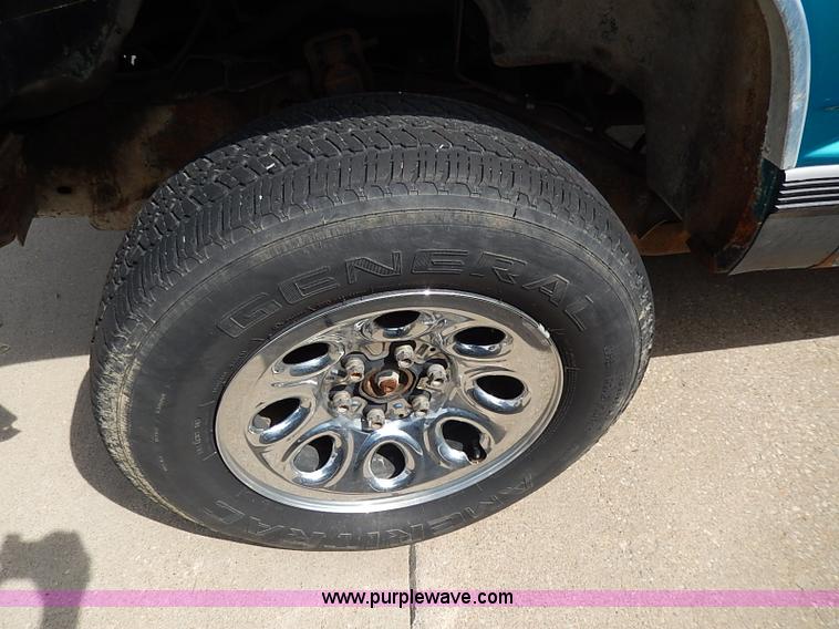 image for item H6025 1993 GMC Sierra 1500