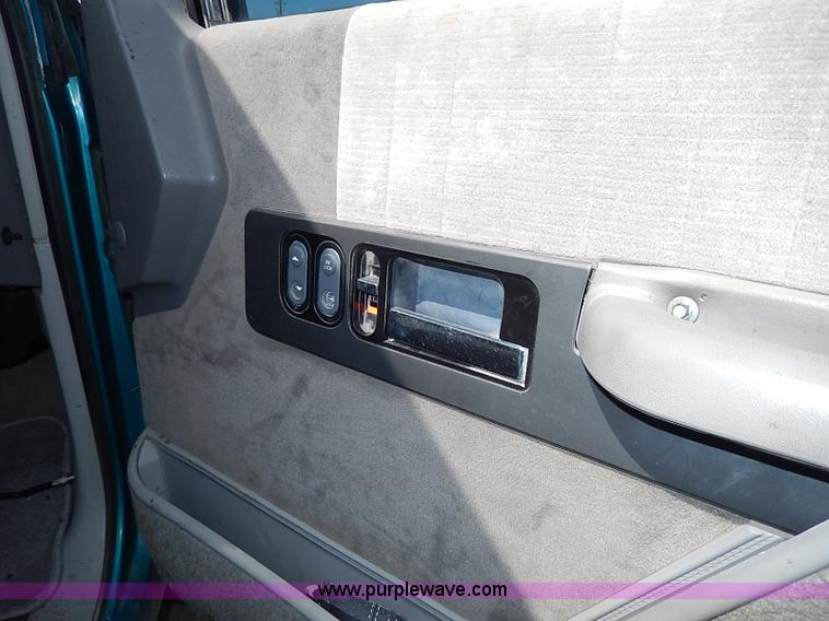 image for item H6025 1993 GMC Sierra 1500