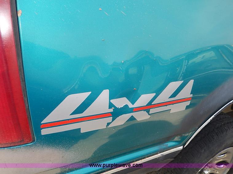 image for item H6025 1993 GMC Sierra 1500