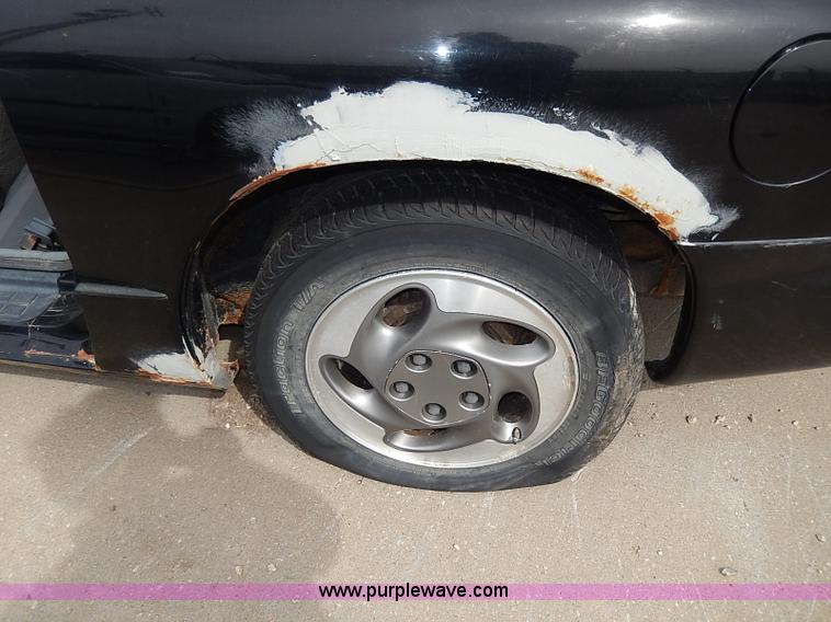 image for item H6031 1995 Pontiac Firebird coupe