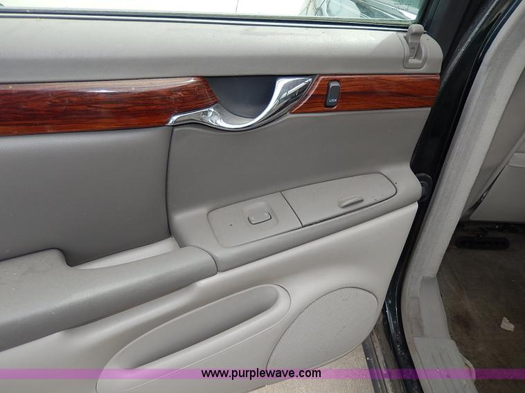 image for item H6041 2000 Cadillac DeVille