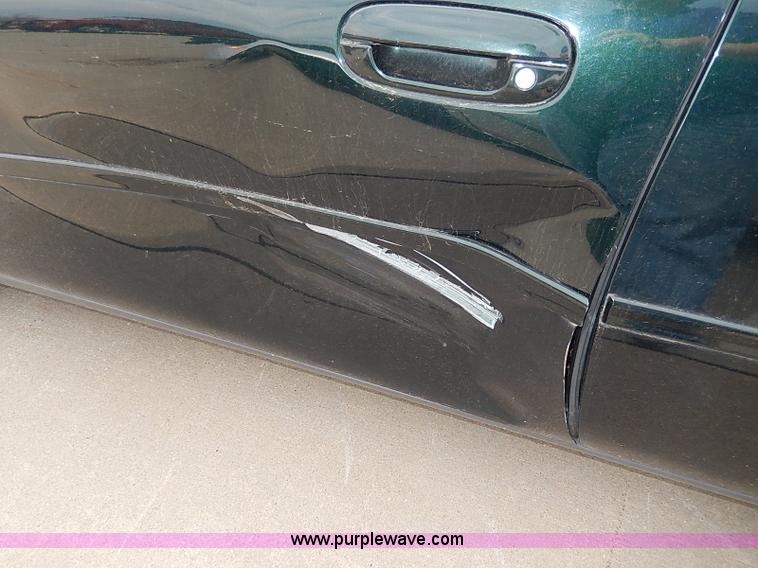 image for item H6041 2000 Cadillac DeVille