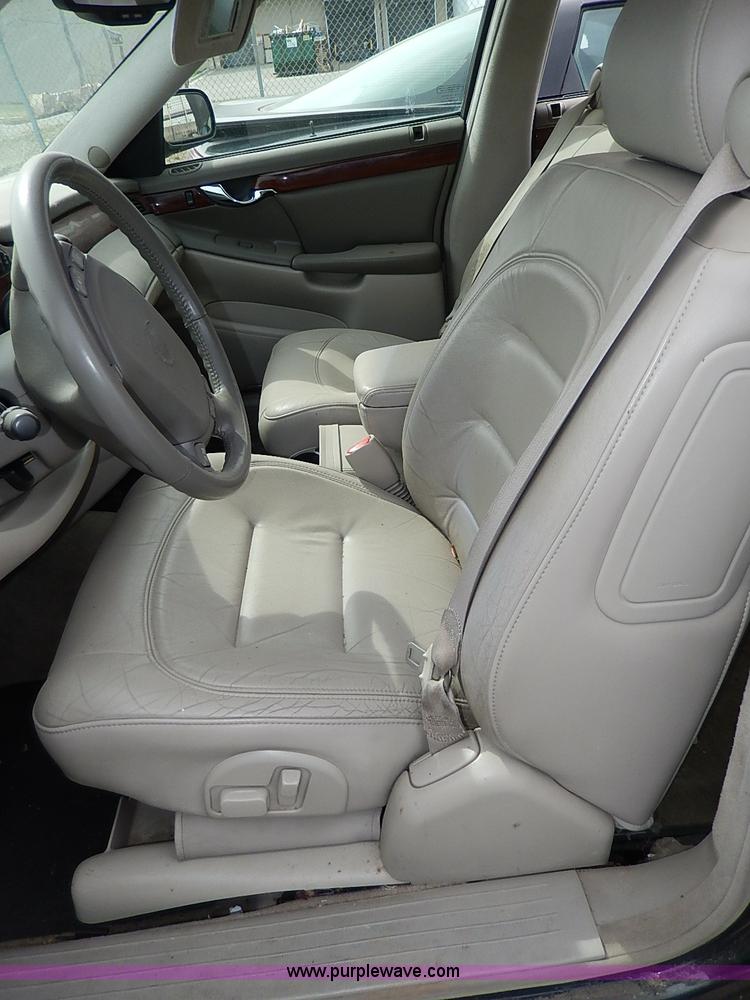 image for item H6041 2000 Cadillac DeVille