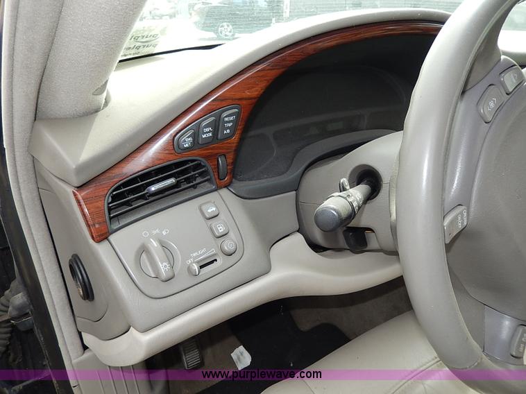 image for item H6041 2000 Cadillac DeVille