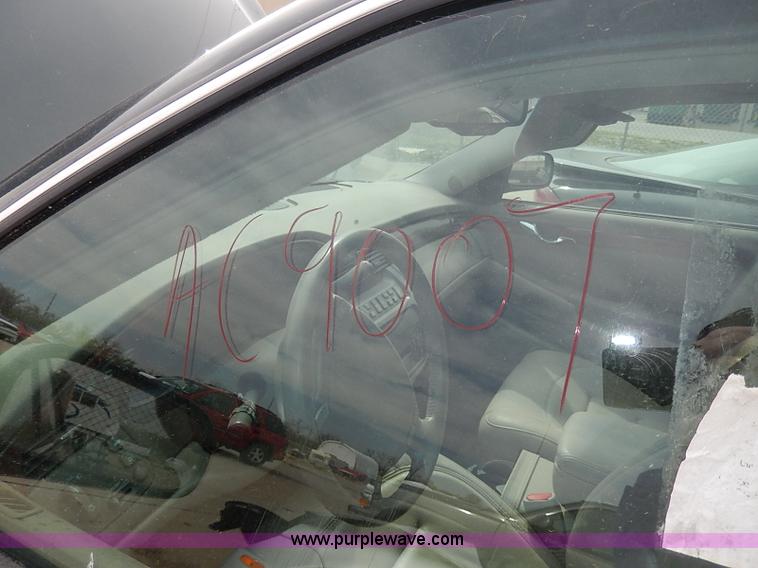 image for item H6041 2000 Cadillac DeVille