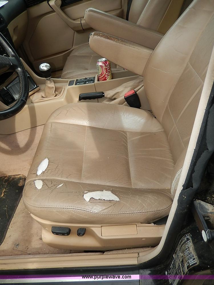 image for item H6044 1990 BMW 525i