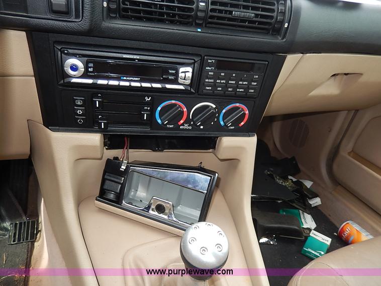 image for item H6044 1990 BMW 525i