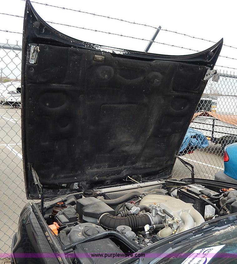 image for item H6044 1990 BMW 525i