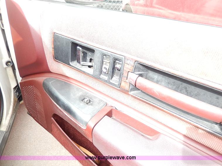 image for item H6045 1991 Chevrolet Caprice Classic