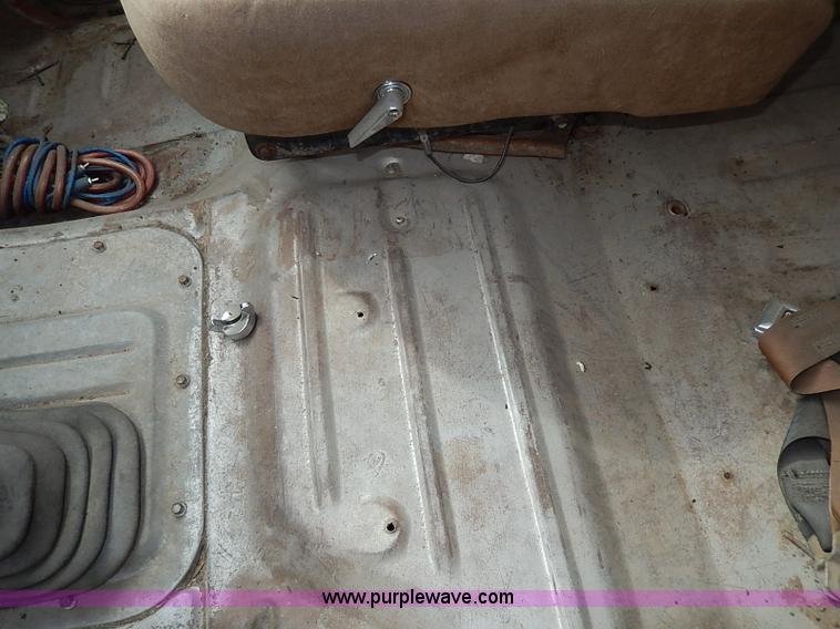 image for item H6054 1982 Ford Bronco