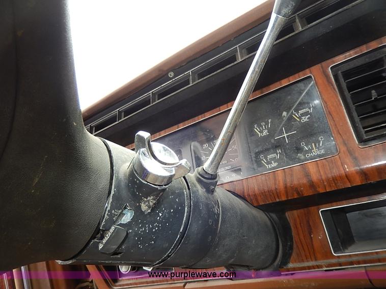 image for item H6054 1982 Ford Bronco