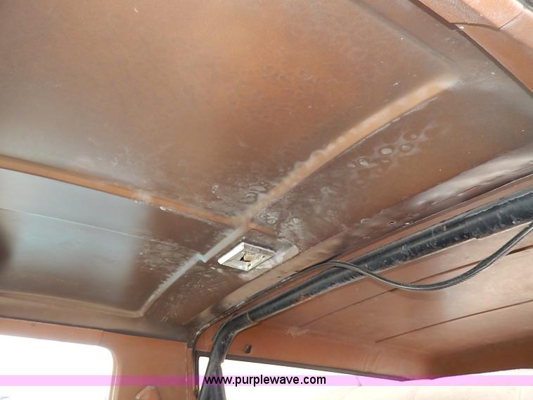 image for item H6054 1982 Ford Bronco