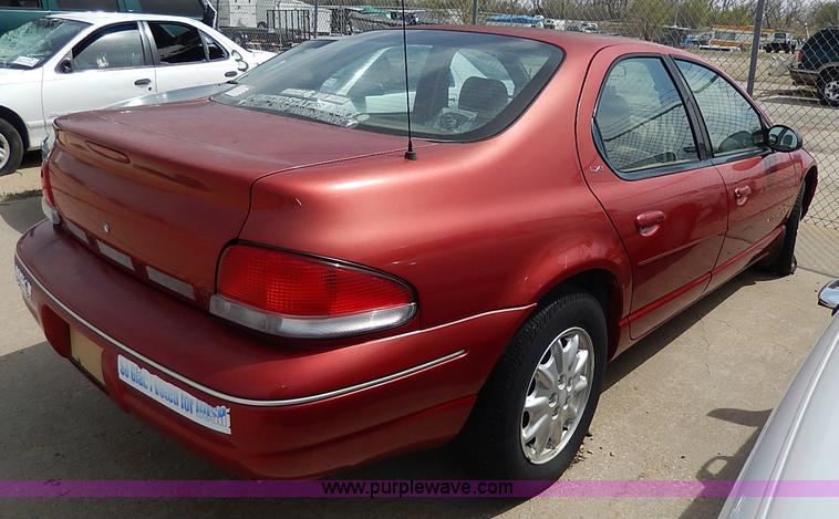 image for item H6063 2000 Chrysler Cirrus LXi