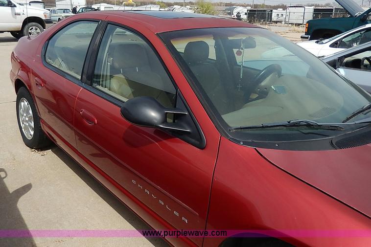 image for item H6063 2000 Chrysler Cirrus LXi