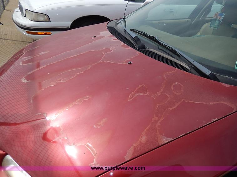 image for item H6063 2000 Chrysler Cirrus LXi