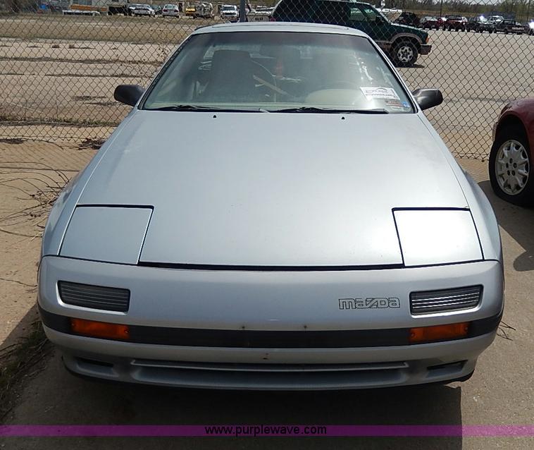 image for item H6065 1987 Mazda RX-7 coupe