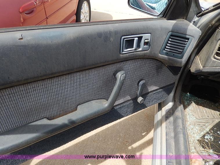 image for item H6065 1987 Mazda RX-7 coupe