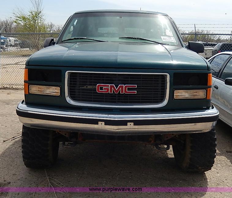 image for item H6069 1997 GMC Yukon