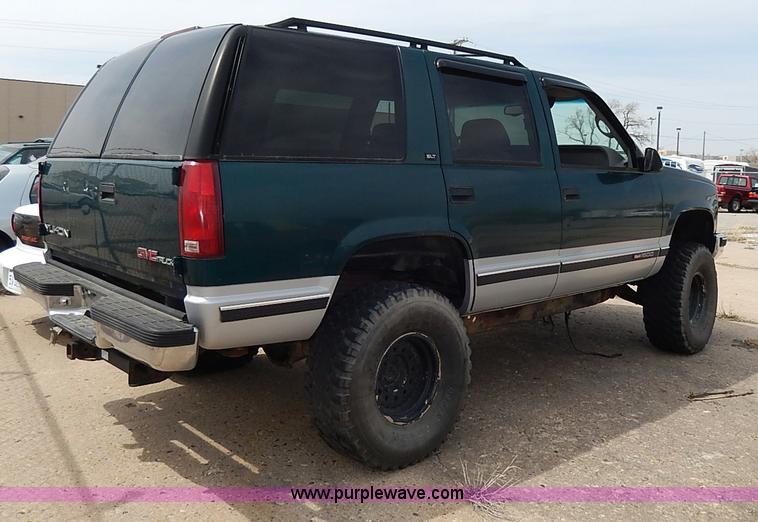 image for item H6069 1997 GMC Yukon