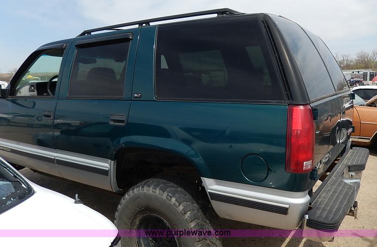 image for item H6069 1997 GMC Yukon