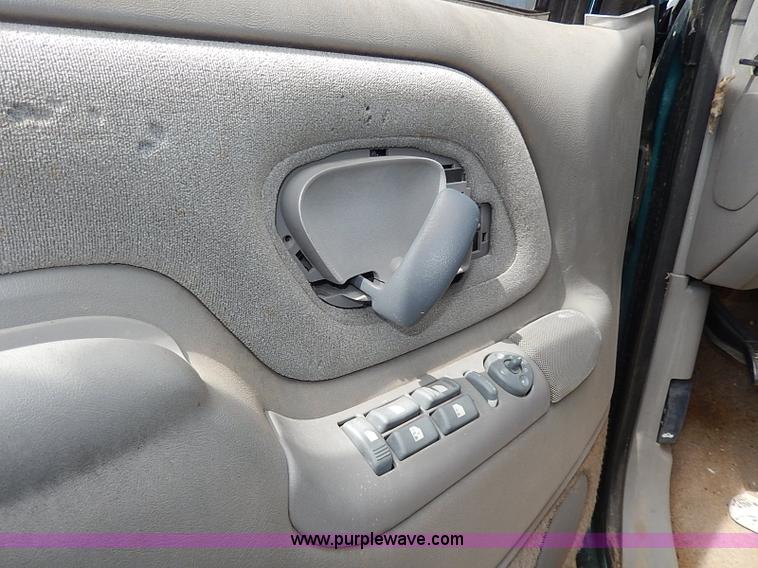 image for item H6069 1997 GMC Yukon