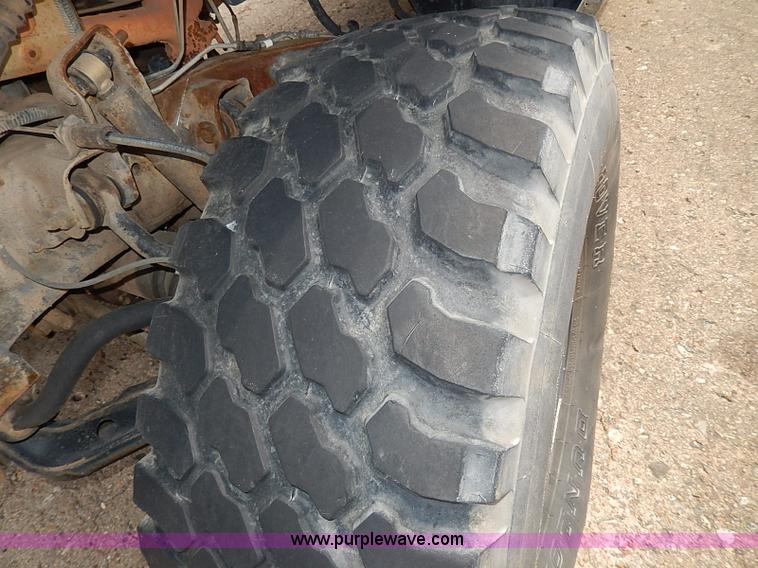 image for item H6069 1997 GMC Yukon