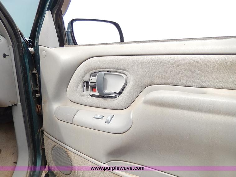 image for item H6069 1997 GMC Yukon