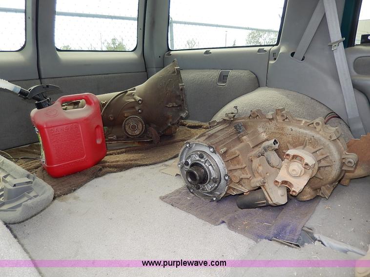 image for item H6069 1997 GMC Yukon