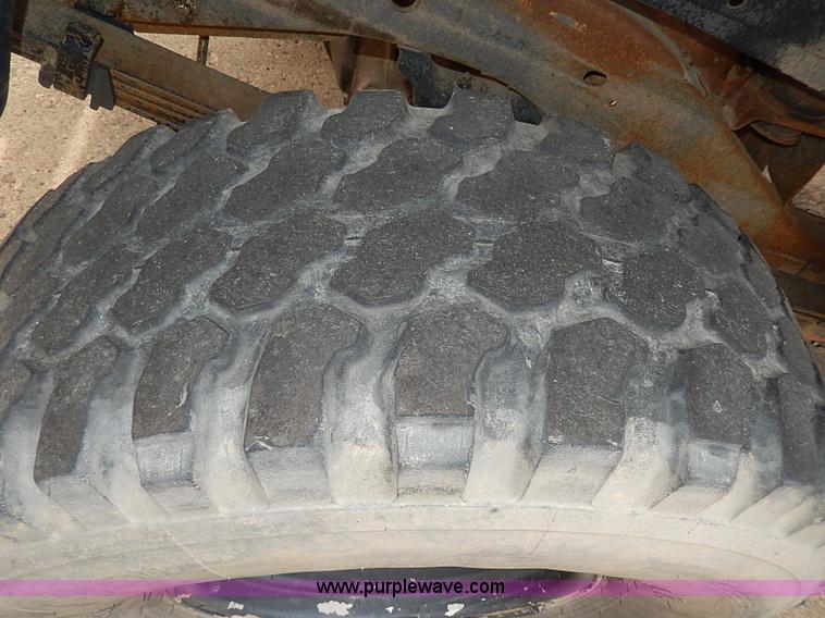 image for item H6069 1997 GMC Yukon