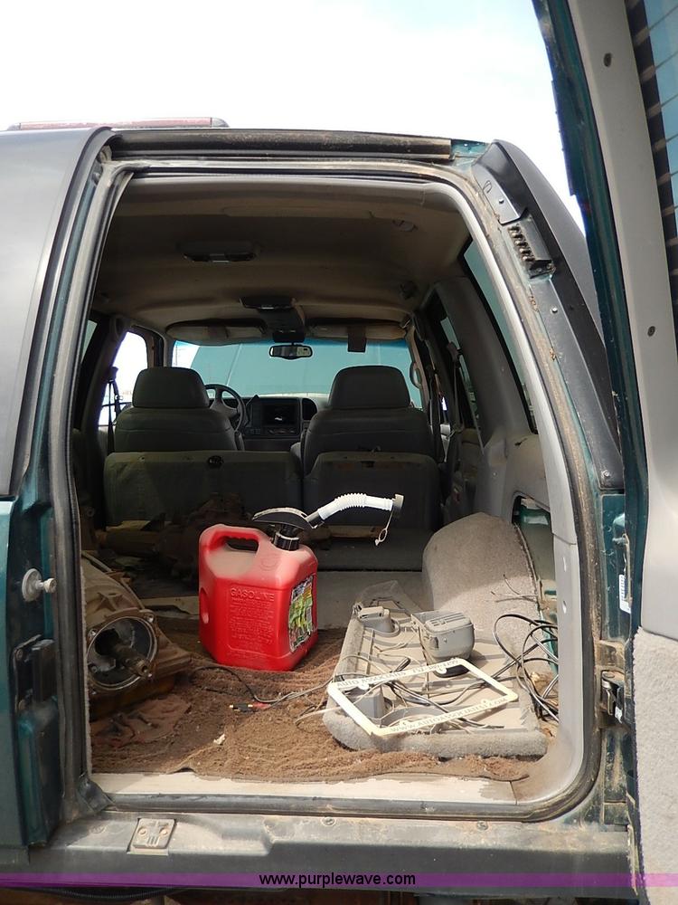 image for item H6069 1997 GMC Yukon