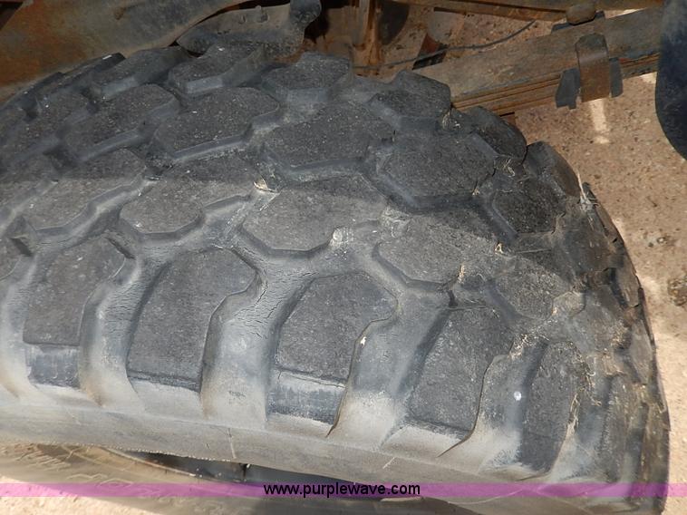 image for item H6069 1997 GMC Yukon