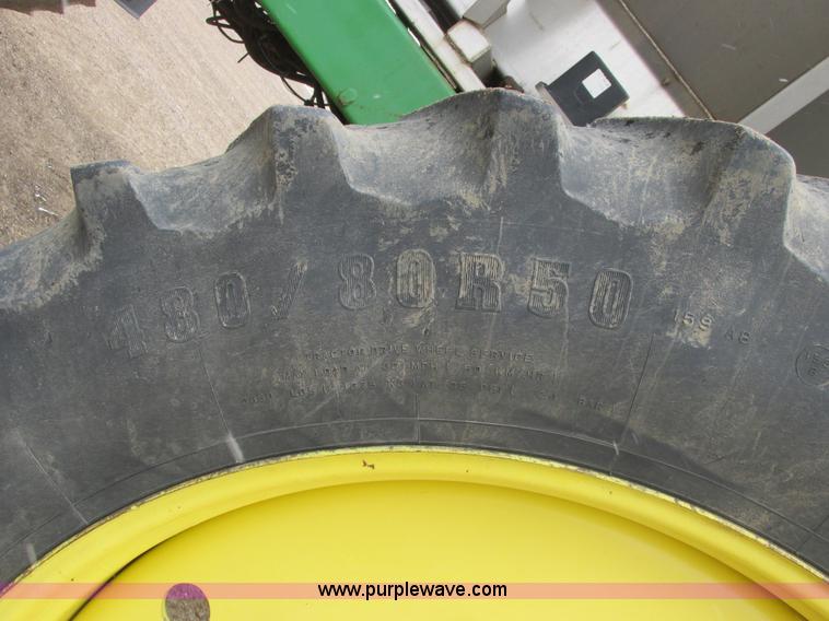 image for item A8658 2005 John Deere 4920 spreader