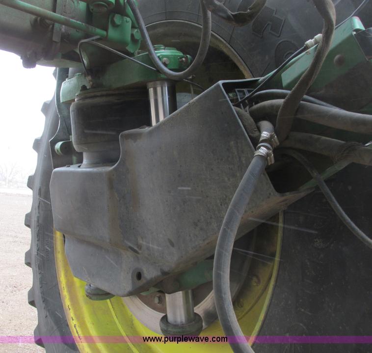image for item A8658 2005 John Deere 4920 spreader
