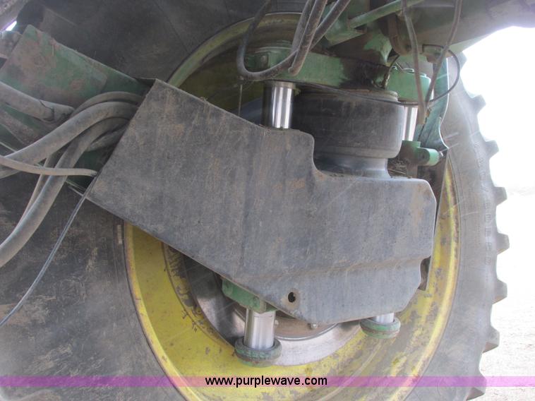 image for item A8658 2005 John Deere 4920 spreader