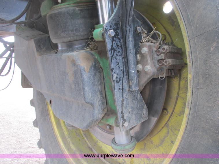 image for item A8658 2005 John Deere 4920 spreader