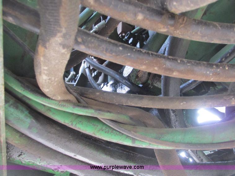 image for item A8658 2005 John Deere 4920 spreader