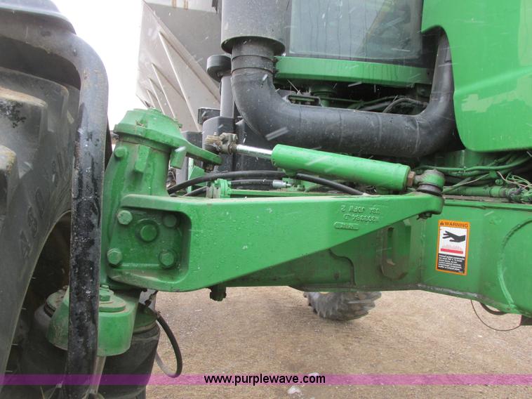 image for item A8658 2005 John Deere 4920 spreader