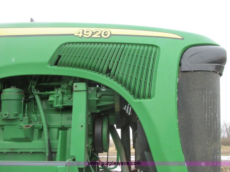 image for item A8658 2005 John Deere 4920 spreader