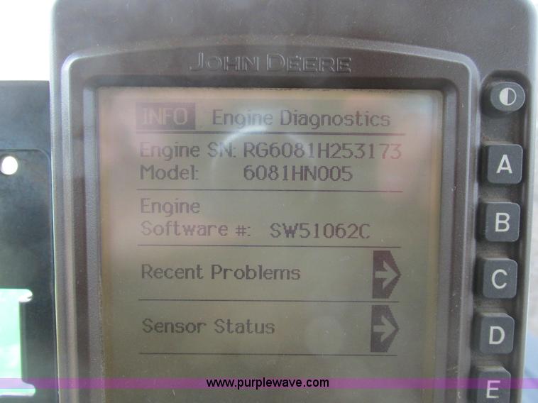 image for item A8658 2005 John Deere 4920 spreader