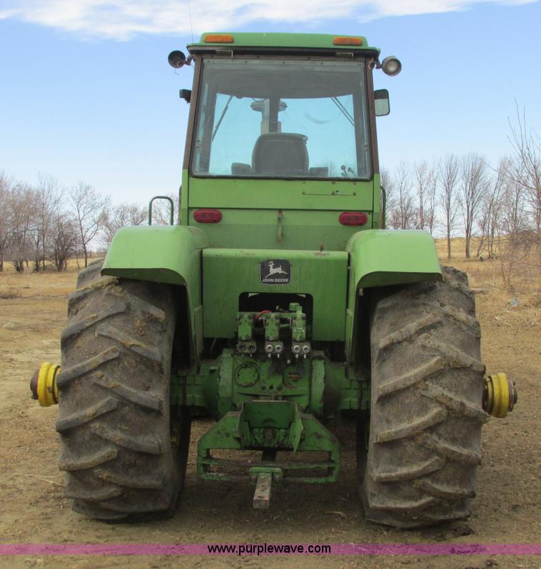 image for item A8663 1982 John Deere 8630 4WD tractor