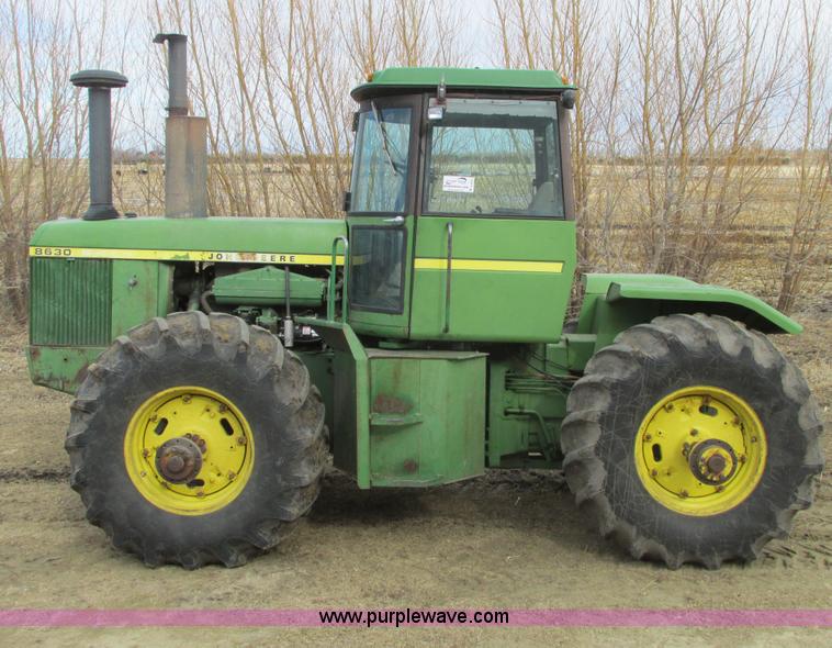 image for item A8663 1982 John Deere 8630 4WD tractor
