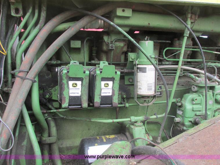 image for item A8663 1982 John Deere 8630 4WD tractor