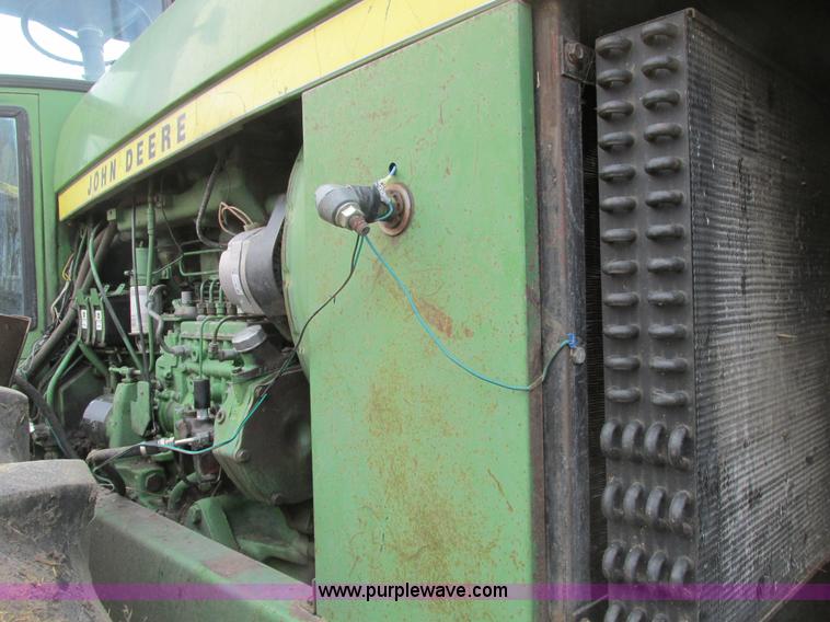 image for item A8663 1982 John Deere 8630 4WD tractor